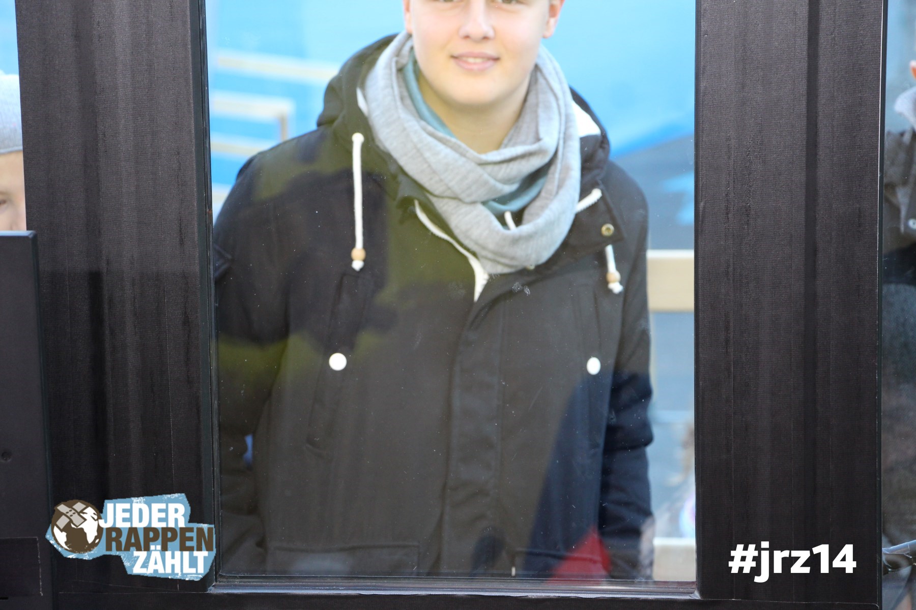 Spende auch du einen Teddybären für Familien auf der Flucht. #jrz14 Jeder Rappen zählt. Foto unter: