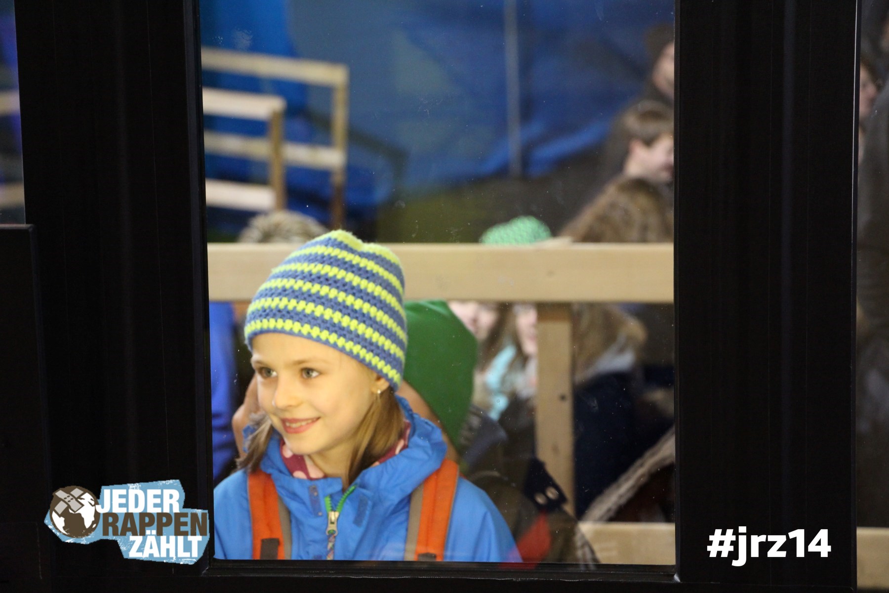 Spende auch du einen Teddybären für Familien auf der Flucht. #jrz14 Jeder Rappen zählt. Foto unter: