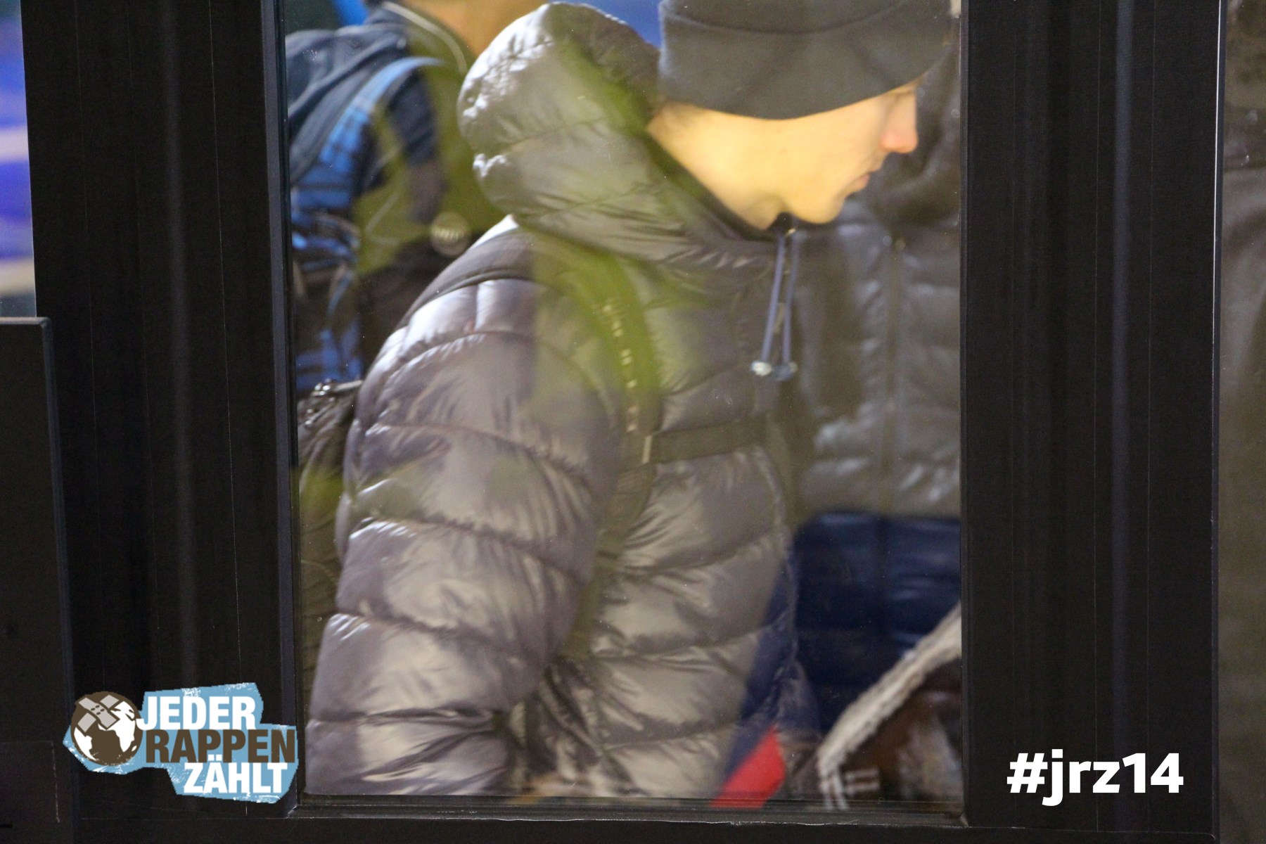 Spende auch du einen Teddybären für Familien auf der Flucht. #jrz14 Jeder Rappen zählt. Foto unter: